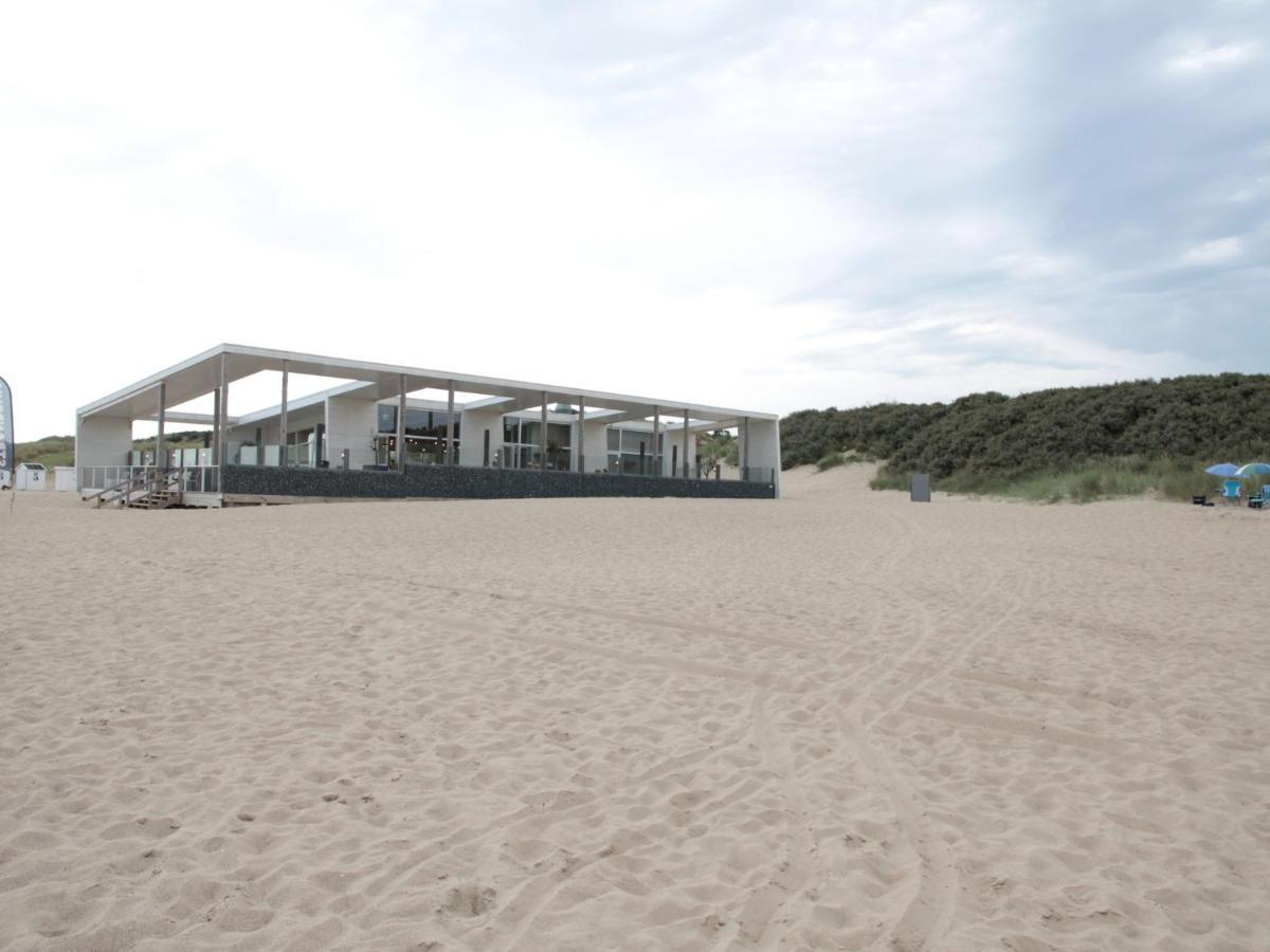 Beautiful And Spacious Villa With A Panoramic View Near The Beach Of Cadzand Buitenkant foto