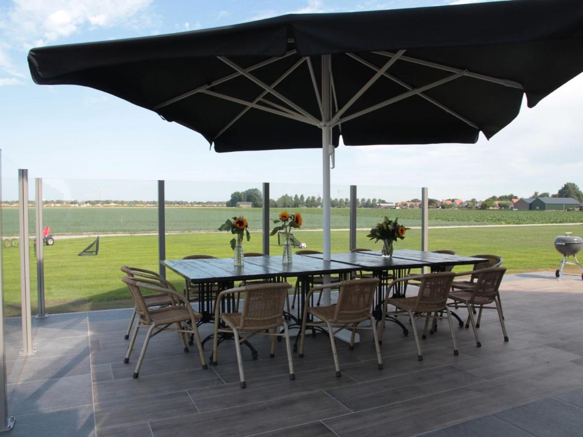 Beautiful And Spacious Villa With A Panoramic View Near The Beach Of Cadzand Buitenkant foto